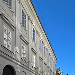 Antiq Palace - Historic Of Europe 3*