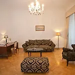 Antiq Palace - Historic Of Europe 3*