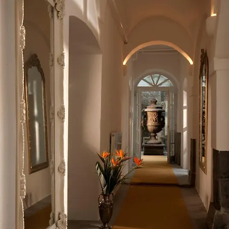 Отель Antiq Palace - Historic Of Europe 4*