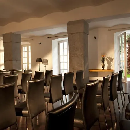 Antiq Palace - Historic Of Europe