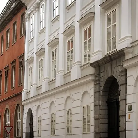 Отель Antiq Palace - Historic Of Europe 3*