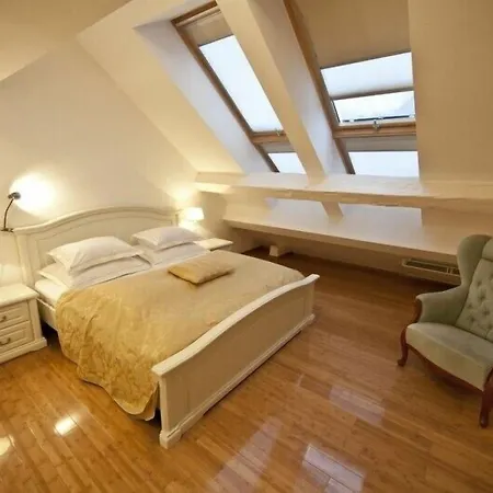 Antiq Palace - Historic Of Europe Hotel Lublaň