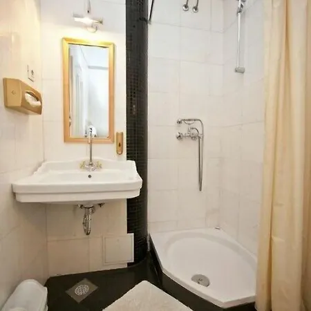 Antiq Palace - Historic Of Europe Hotel Lublaň