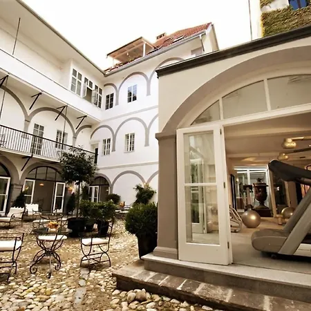 Antiq Palace - Historic Of Europe Ljubljana