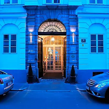 Antiq Palace - Historic Of Europe فندق