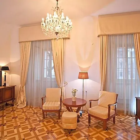 Antiq Palace - Historic Of Europe ليوبليانا