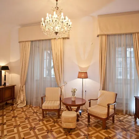 מלון Antiq Palace - Historic Of Europe