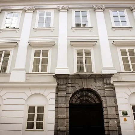 Antiq Palace - Historic Of Europe Λιουμπλιάνα