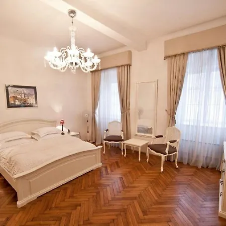 Ξενοδοχείο Antiq Palace - Historic Of Europe Λιουμπλιάνα
