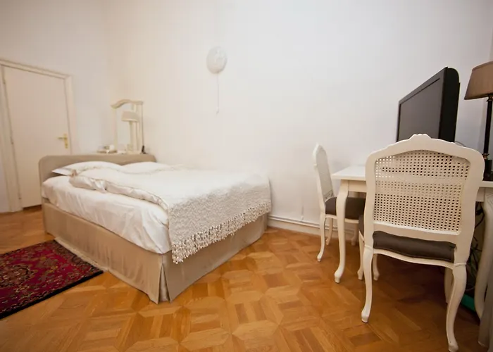 Antiq Palace - Historic Of Europe 3* 卢布尔雅那