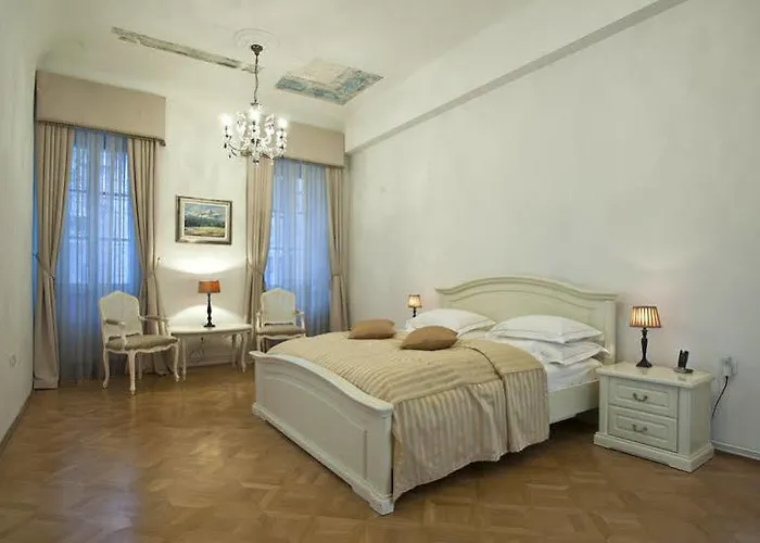 Antiq Palace - Historic Of Europe Ljubljana