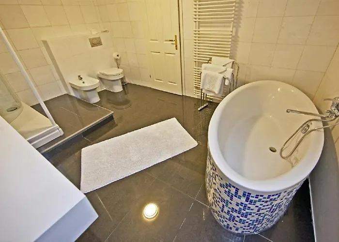 Antiq Palace - Historic Of Europe Hotell