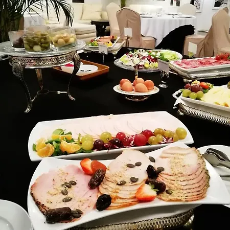 Antiq Palace - Historic Of Europe 3*